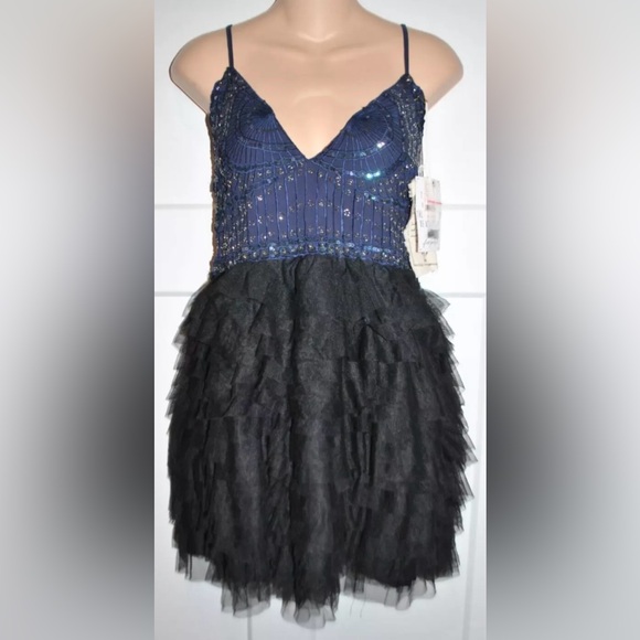 FREE PEOPLE Flutter Mini Tiered Tulle Sequin Beaded Mini Dress size S NWOT - Picture 6 of 10